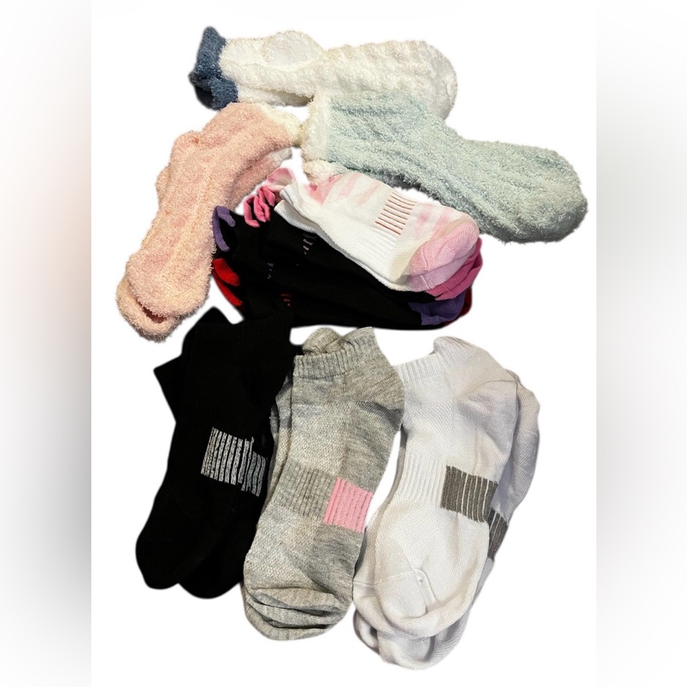 13 New Colorful Assorted Socks Collection - Picture 3 of 4